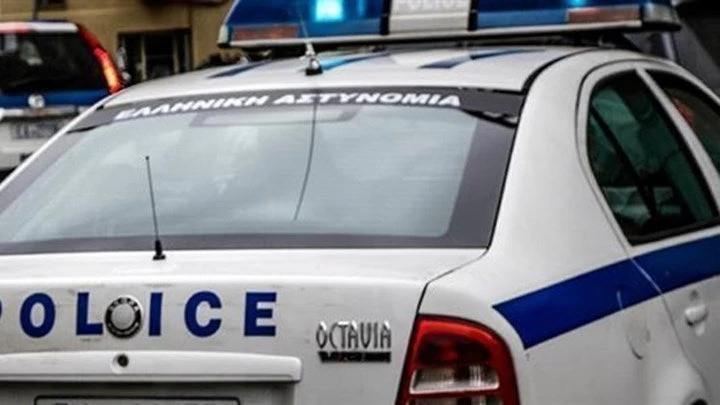 Θρίλερ με πτώμα που βρέθηκε στα Λιμανάκια Βουλιαγμένης – Ήταν τυλιγμένο με πετονιά και λάστιχα